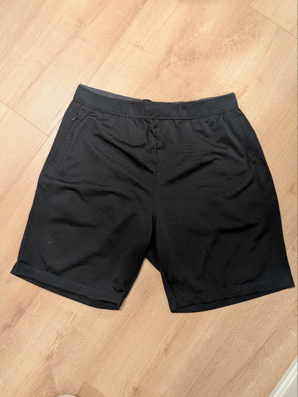 Uniqlo Men's Black Athletic Shorts